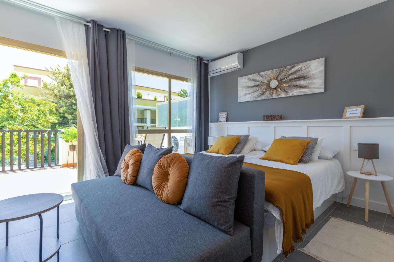 Oleholidays 216 Romana Playa Primera Linea Playa มาร์เบยา ภายนอก รูปภาพ